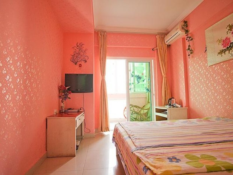 hotelPic