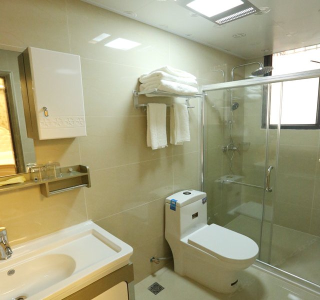 hotelPic