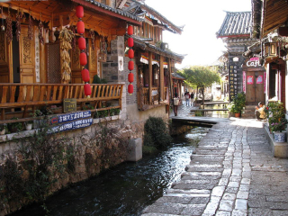 桂林旅游大約多少錢_桂林旅游團(tuán)報(bào)價(jià)_幾月份去桂林最便宜
