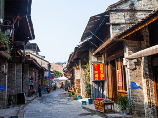 桂林旅游大約多少錢_桂林旅游團(tuán)報(bào)價(jià)_幾月份去桂林最便宜