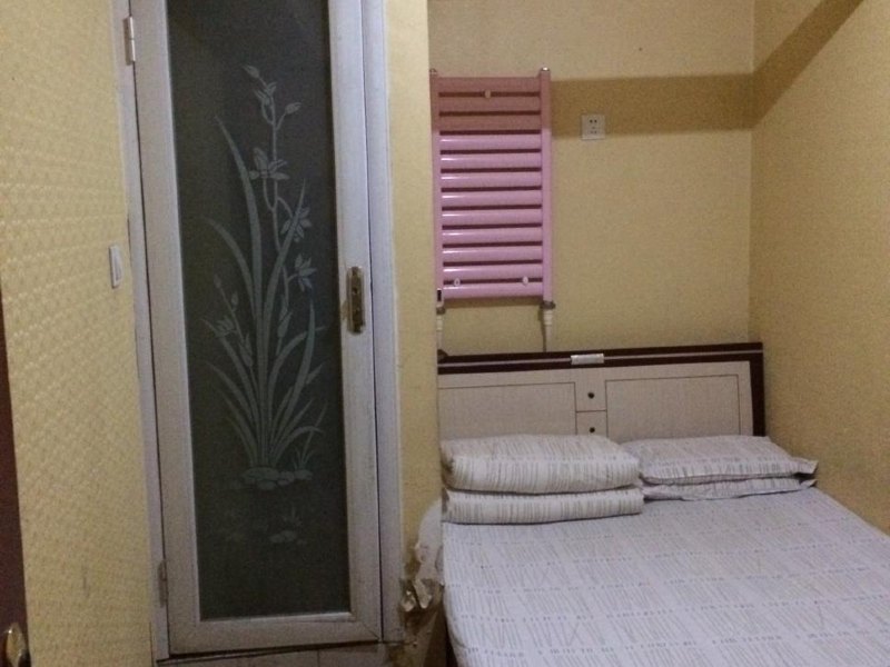 hotelPic