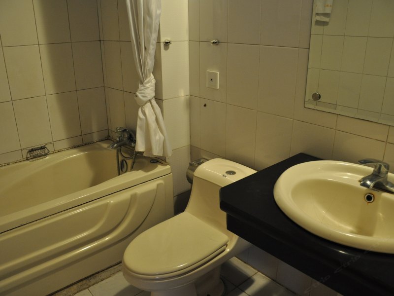 hotelPic