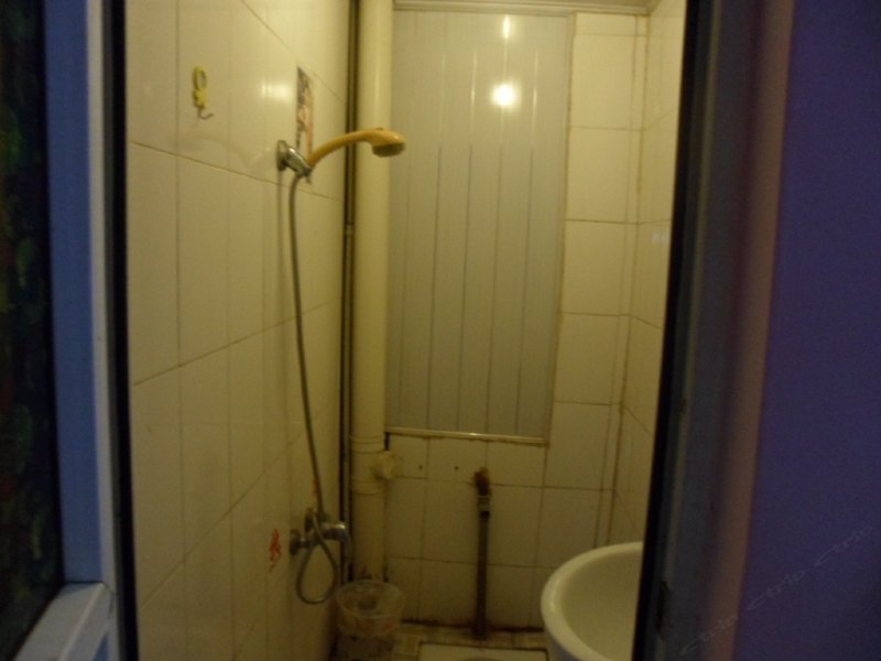 hotelPic