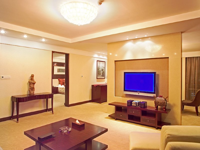 hotelPic