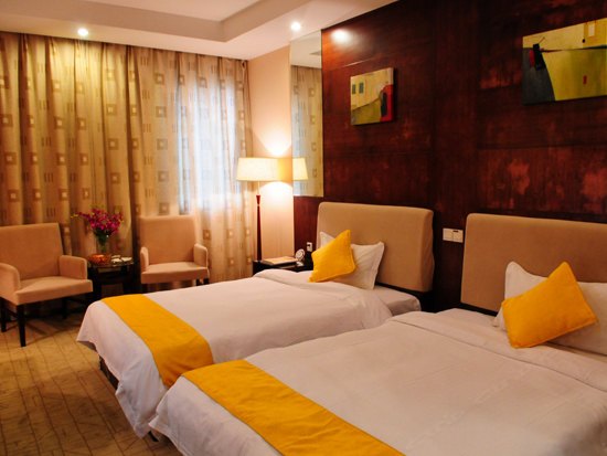 hotelPic