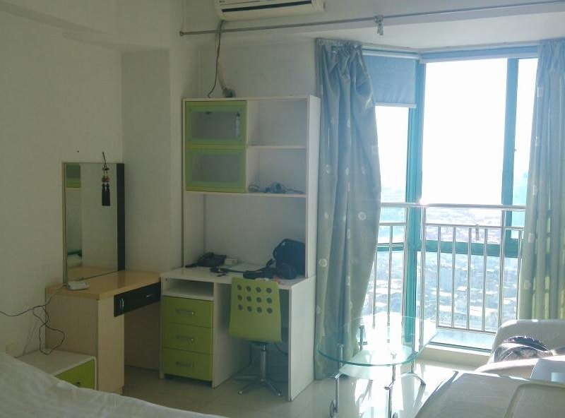 hotelPic