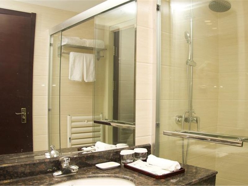 hotelPic