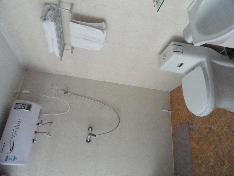 hotelPic