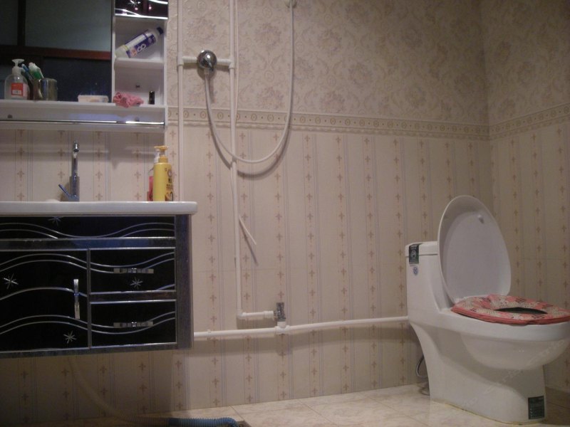 hotelPic