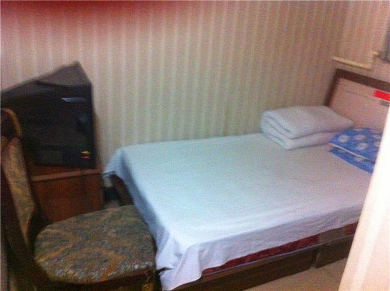 hotelPic