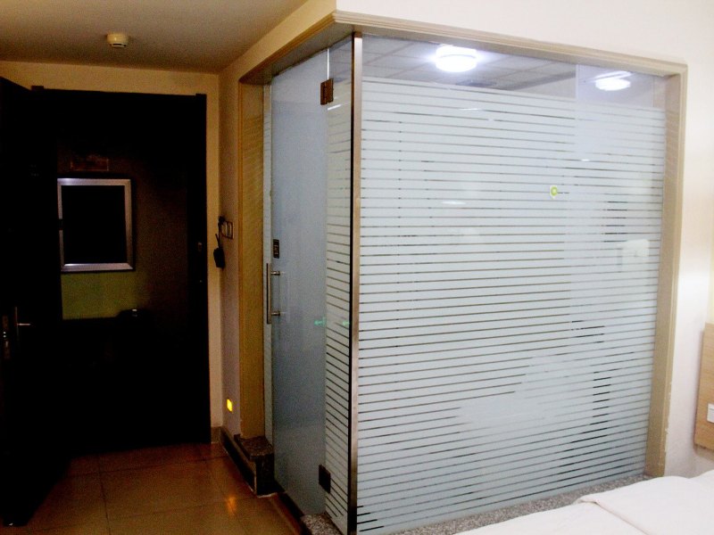 hotelPic