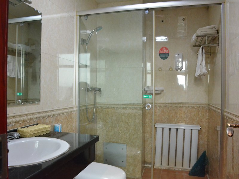 hotelPic