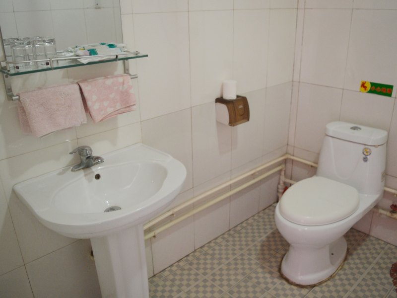hotelPic