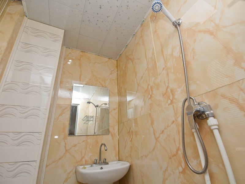 hotelPic