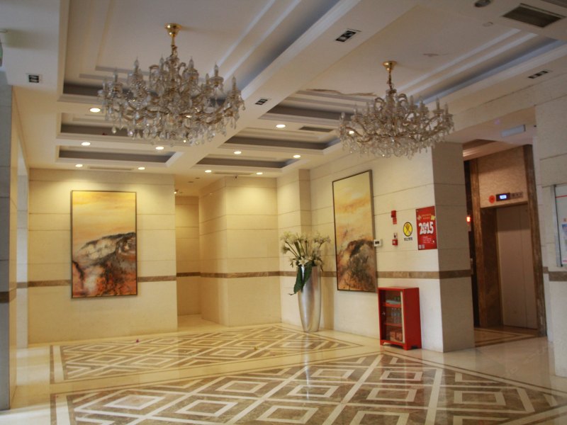 hotelPic