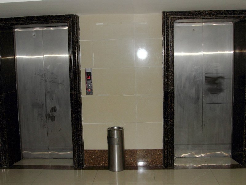hotelPic