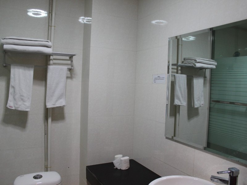 hotelPic