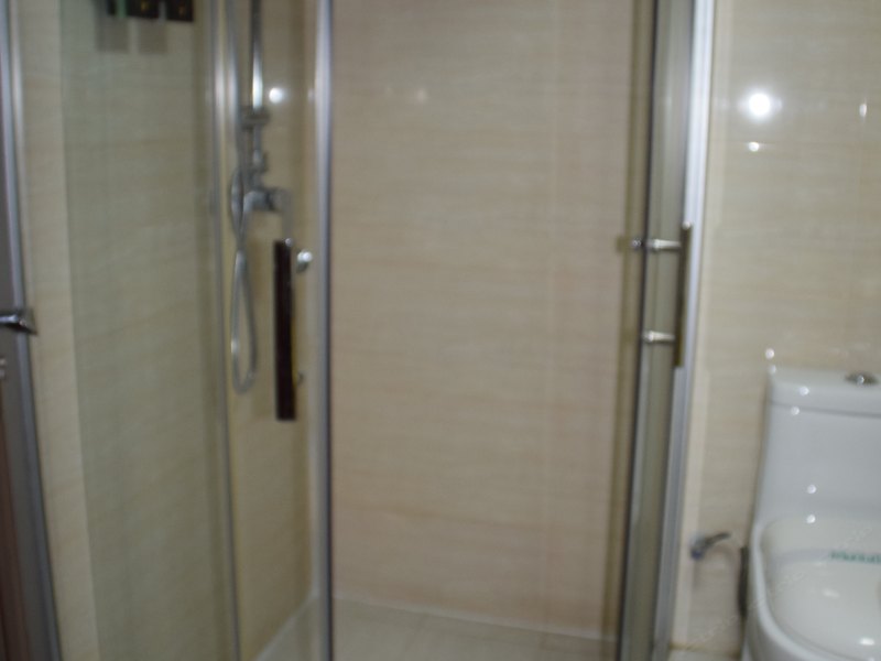 hotelPic