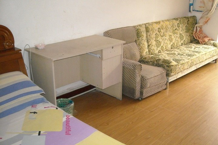 hotelPic