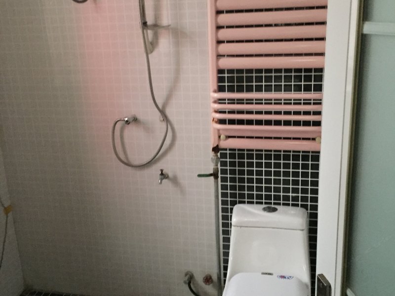 hotelPic