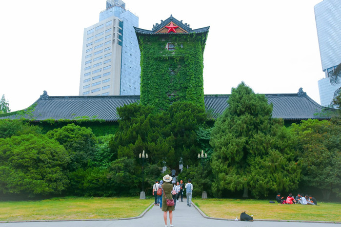 南大标志性建筑北大楼,也是《致青春》的取景地