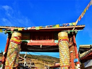 9月份九寨沟游价格_九寨沟旅游多少价格_旅游团九寨沟
