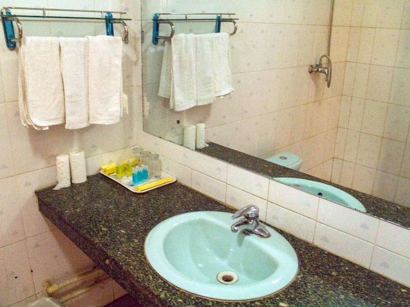 hotelPic