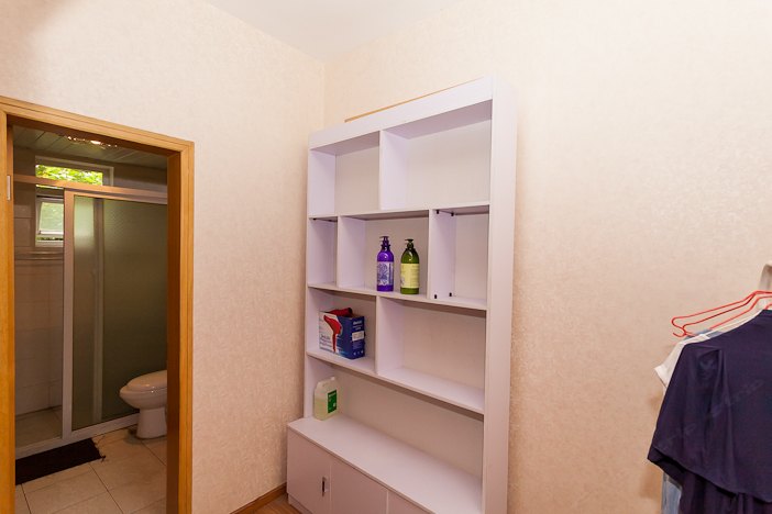 hotelPic