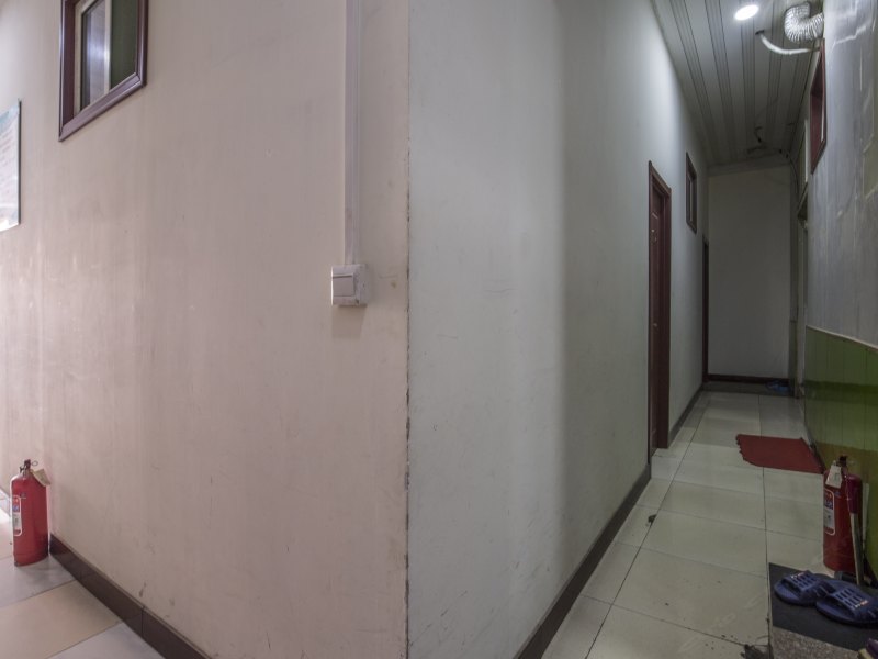 hotelPic