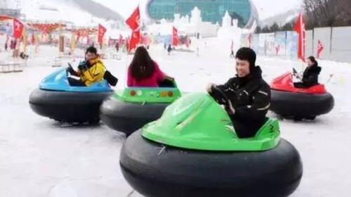 雪地碰碰车
