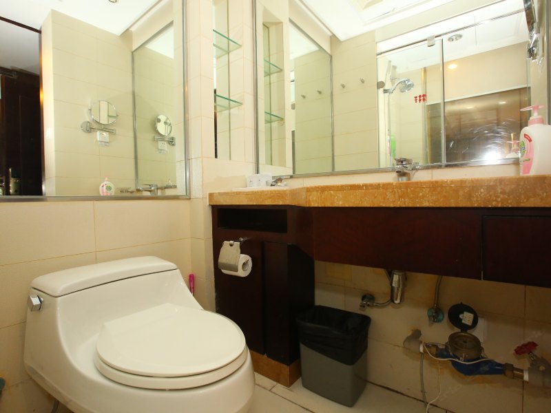 hotelPic