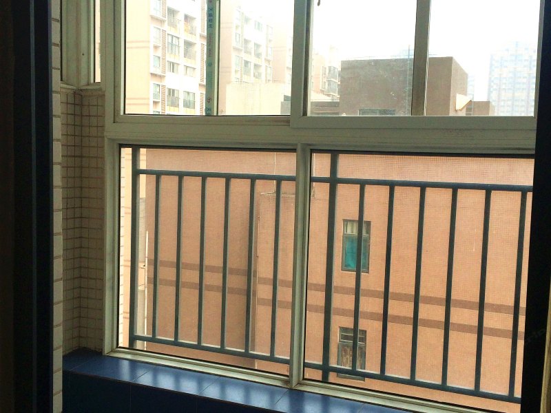 hotelPic