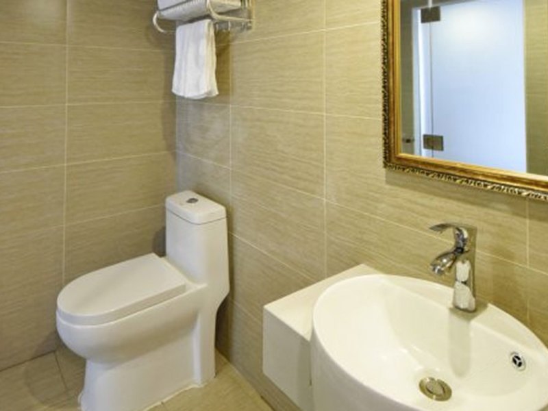 hotelPic