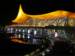 云南瀘沽湖旅行團自由行_2021年云南瀘沽湖旅游團報價_云南瀘沽湖高端品質(zhì)旅游團