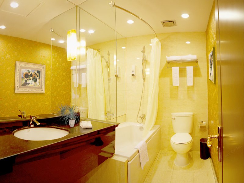 hotelPic