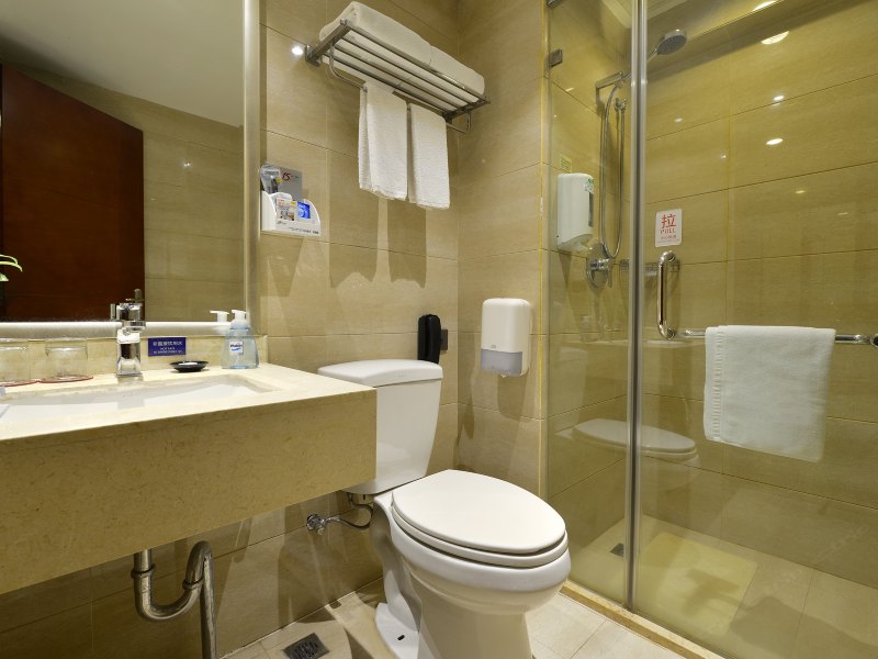 hotelPic