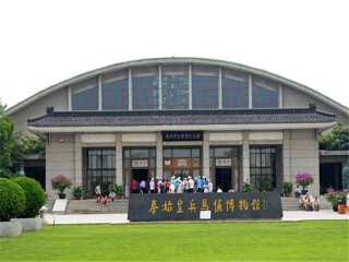 西安華山半自由行_西安華山旅游跟團需多少錢_西安華山旅游要多少錢2021