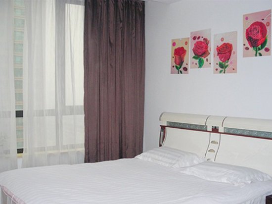 hotelPic