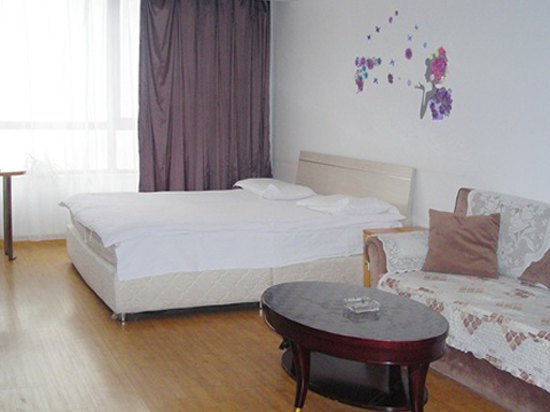 hotelPic