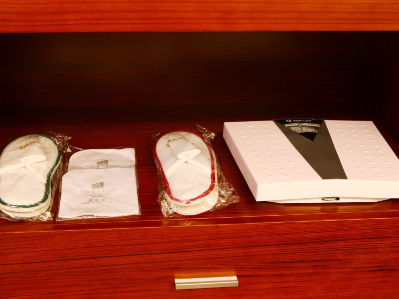 hotelPic