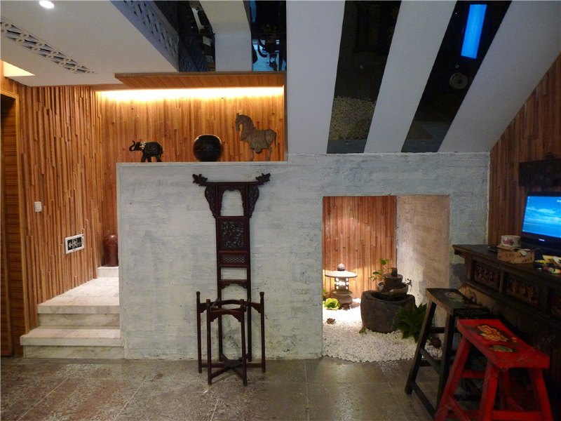 hotelPic