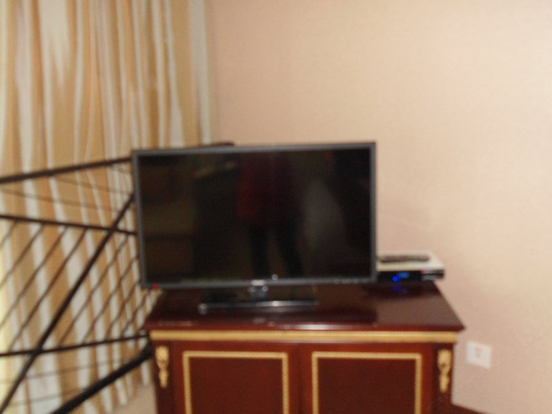 hotelPic
