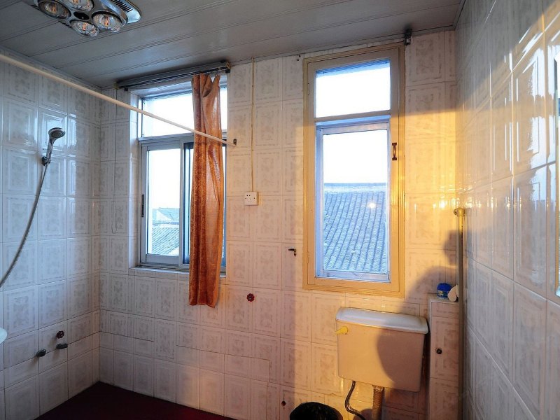 hotelPic