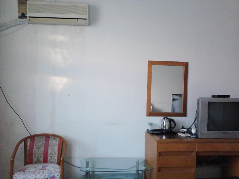 hotelPic
