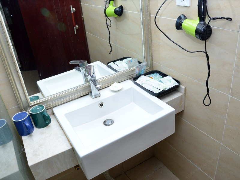 hotelPic