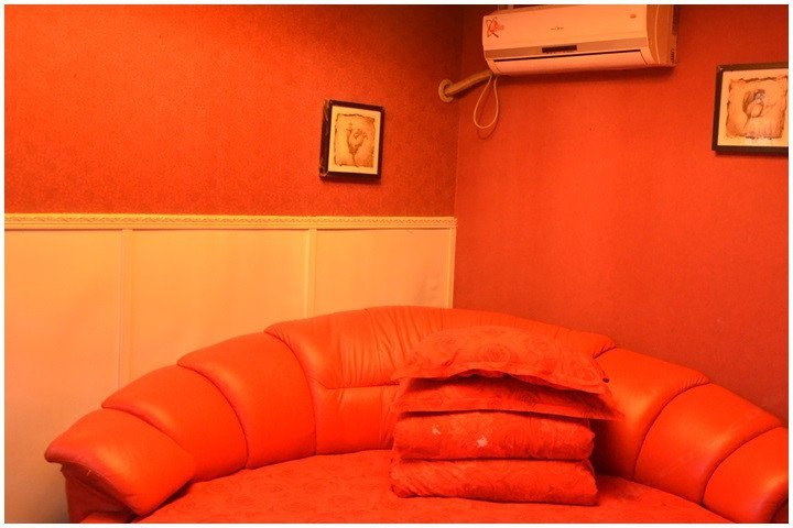 hotelPic