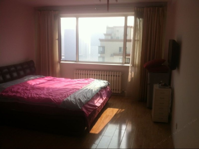 hotelPic