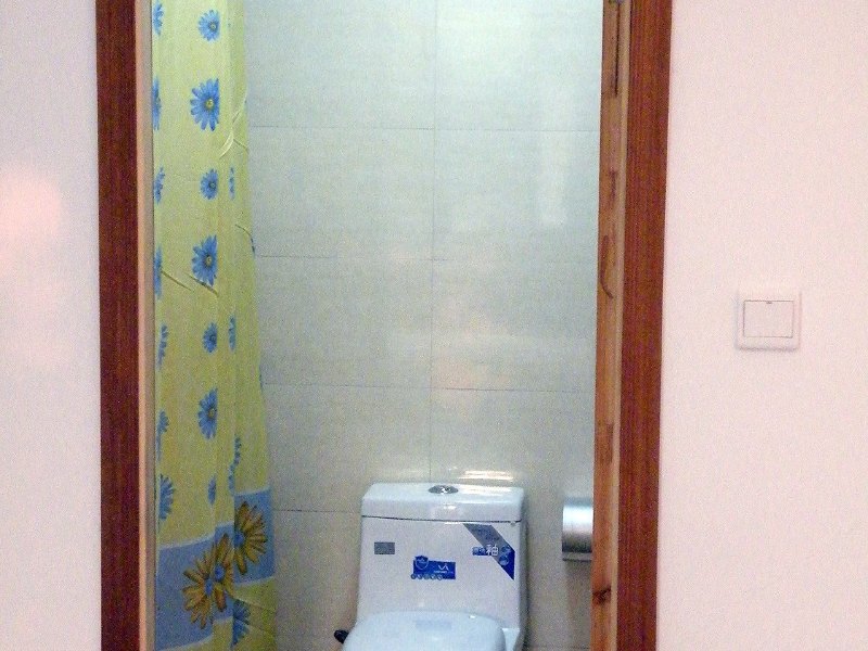 hotelPic