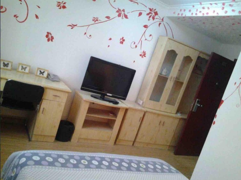 hotelPic