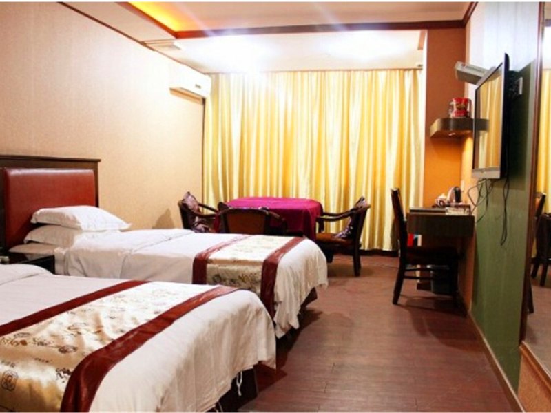 hotelPic